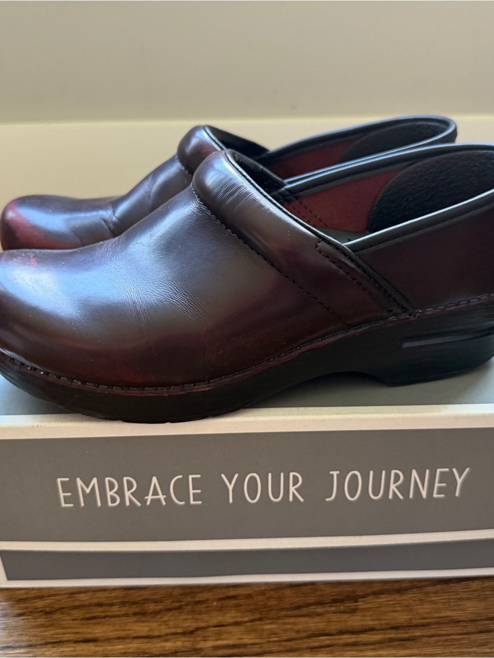 Dansko Professional Cabrio Cordovan Shoes - Cordovan Brown